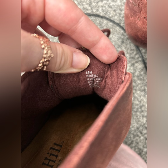 VTG Cobb Hill Distressed Red Leather Booties - Picture 7 of 10